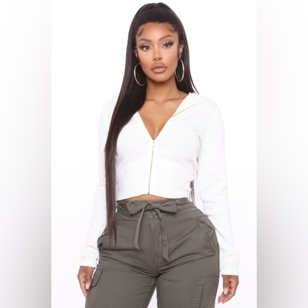 White Cropped Zip-Up Hoodie Jacket Fashion Nova Size Small